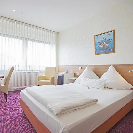 Hotel Am Bismarck 3*