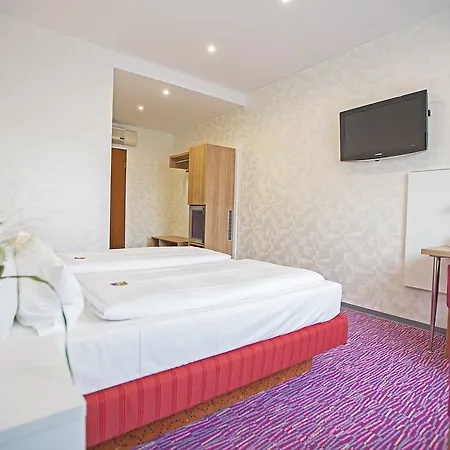 Am Bismarck Hotel