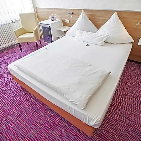 Am Bismarck Hotel Mannheim