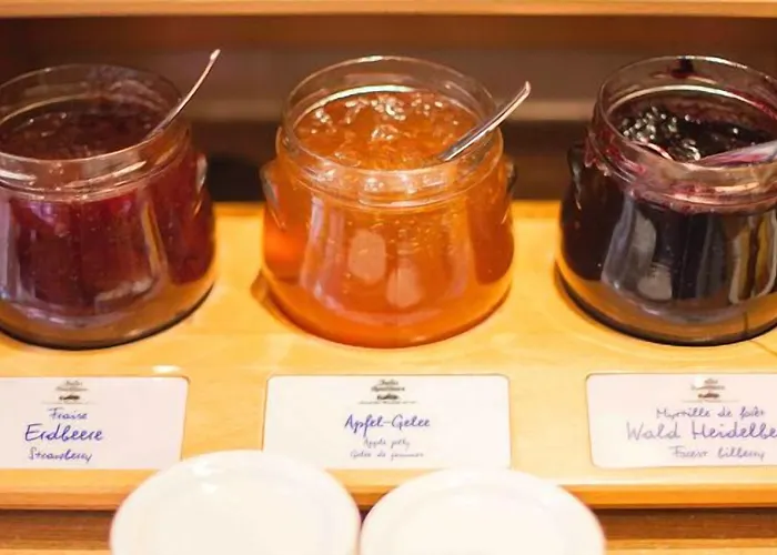 Am Bismarck Hotell 3*