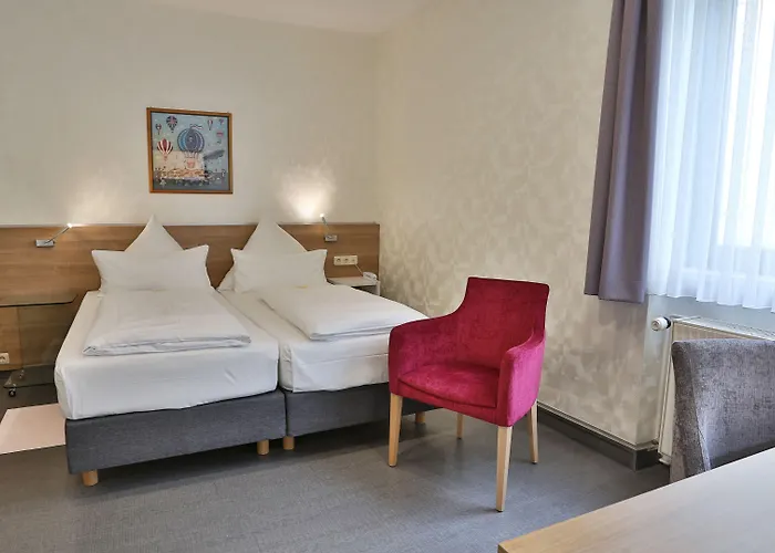 Hotel Am Bismarck 3*